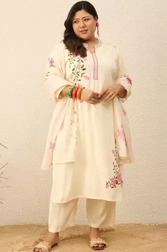 Plus Size Floral Printed Kurta with Trousers & With Dupatta