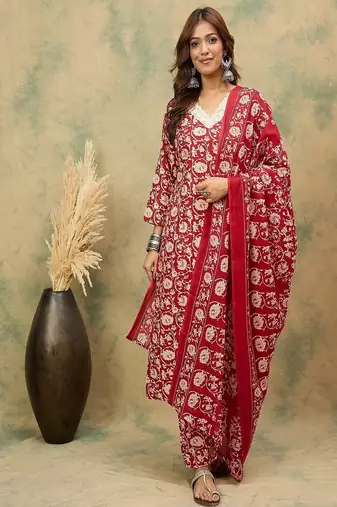 Floral printed cotton v neck kurta trouser & dupatta set