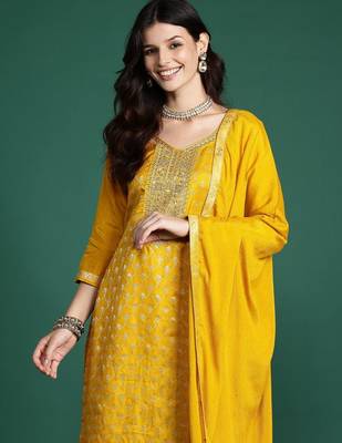 Ethnic Motifs Kurta with Trousers & With Dupatta 1