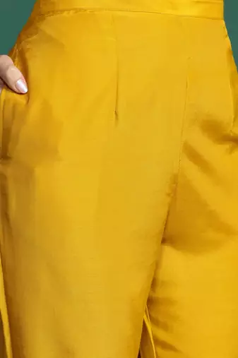 Ethnic Motifs Kurta with Trousers & With Dupatta