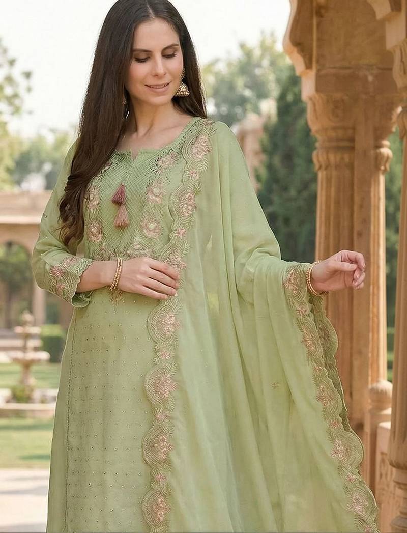 Women Floral Embroidered Thread Work Cotton Kurta with Trousers & With Dupatta