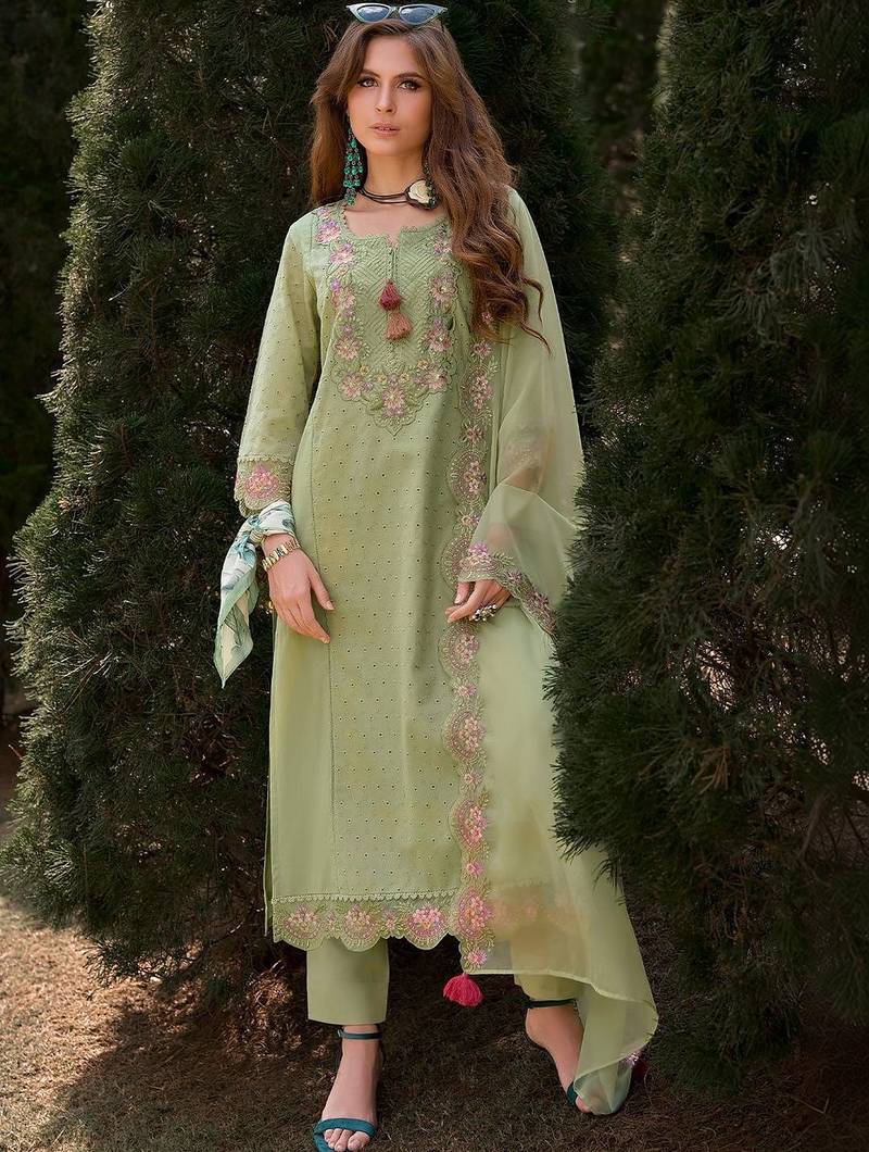 Women Floral Embroidered Thread Work Cotton Kurta with Trousers & With Dupatta