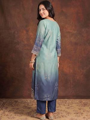 Women Bandhani Printed Sequinned Kurta with Trousers & With Dupatta 4