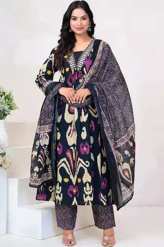 Women Embroidered Thread Work Cotton Kurta with Trousers & With Dupatta