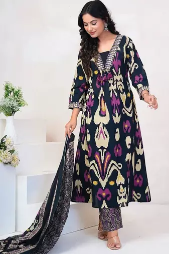 Women Embroidered Thread Work Cotton Kurta with Trousers & With Dupatta