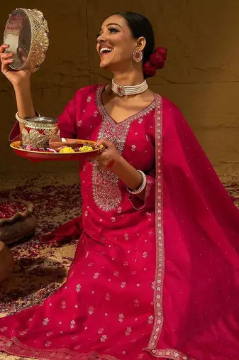 Women Ethnic Motifs Embroidered Kurta with Trousers & With Dupatta