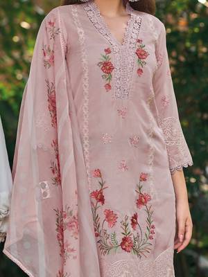 Women Floral Embroidered Thread Work Kurta with Trousers & With Dupatta 2