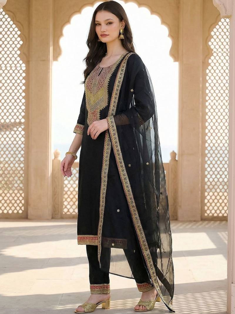 Women Ethnic Motifs Embroidered Thread Work Kurta with Trousers & With Dupatta