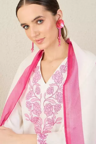 Floral Embroidered V-Neck Thread Work A-Line Kurta & Trousers With Dupatta