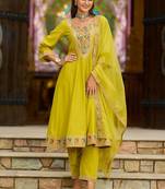 Women Ethnic Motifs Embroidered Thread Work Kurta with Trousers & With Dupatta
