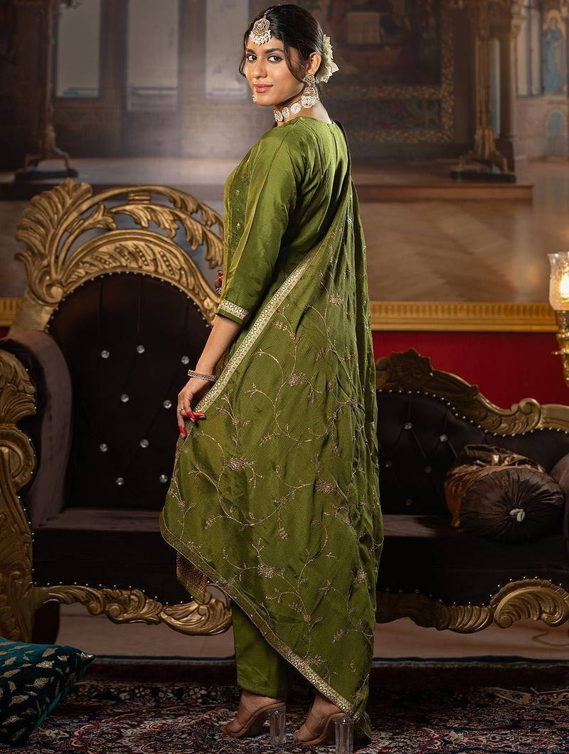 Embroidered Round Neck Straight Kurta With Trousers & Dupatta