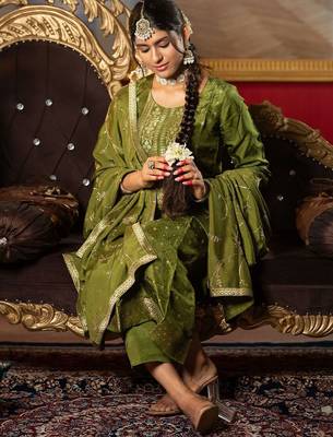 Embroidered Round Neck Straight Kurta With Trousers & Dupatta 6