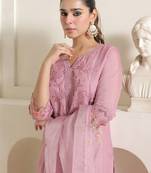 Women Floral Embroidered Kurta With Trousers & Dupatta Kurta Sets