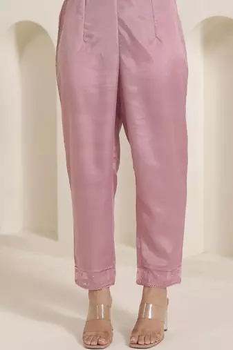 Women Floral Embroidered Kurta With Trousers & Dupatta Kurta Sets