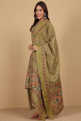 Floral printed cotton round neck kurta trouser & dupatta set 2