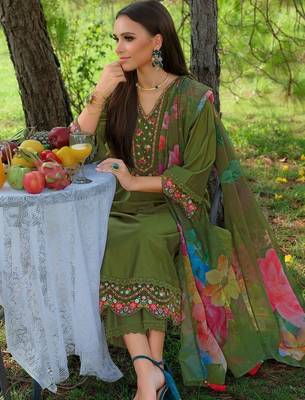 Women Floral Embroidered Kurta with Trousers & Dupatta 5
