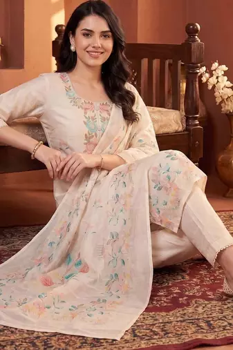Women Floral Printed Thread Work Linen Kurta with Trousers & With Dupatta