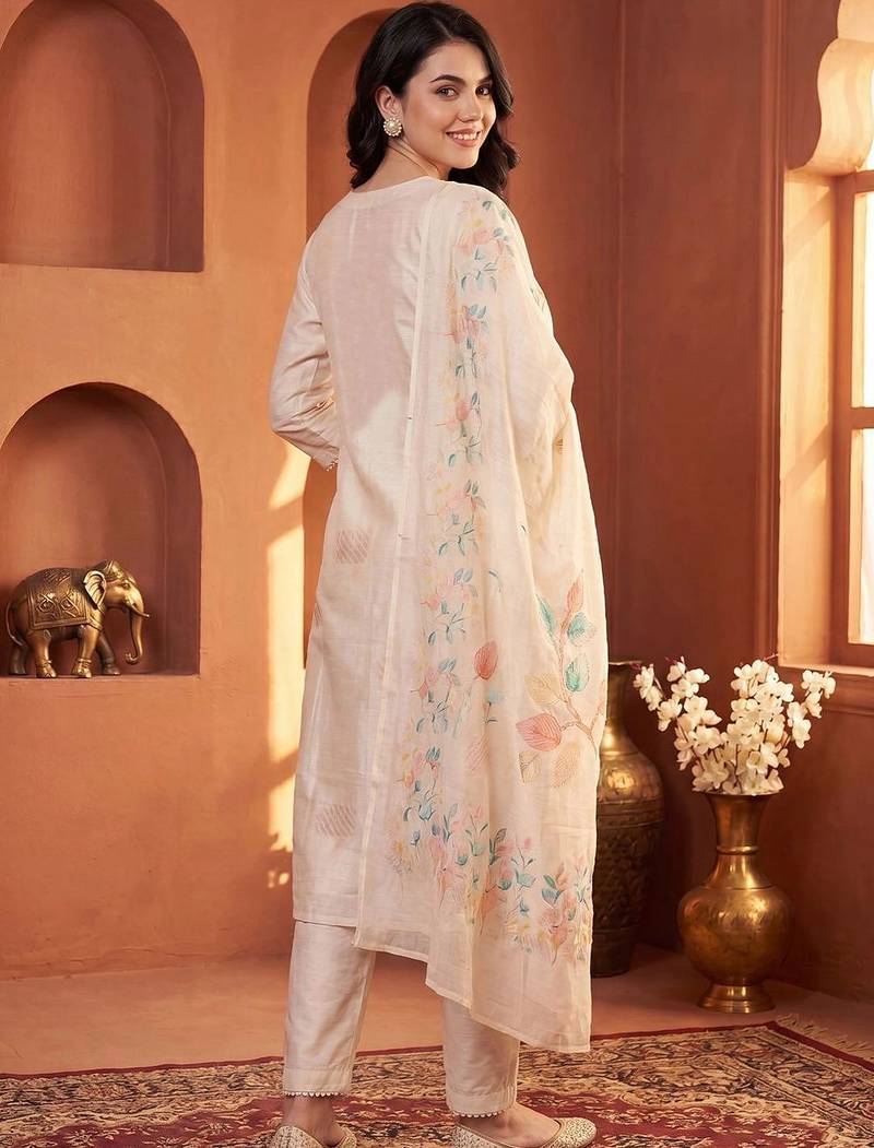 Women Floral Printed Thread Work Linen Kurta with Trousers & With Dupatta