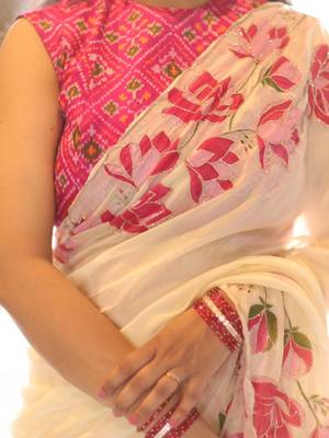 White Color Printed And Hand Work Silk Blend Saree 2