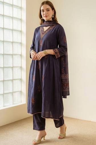 Women Ethnic Motifs Embroidered Panelled Thread Work Kurta with Trousers & With Dupatta