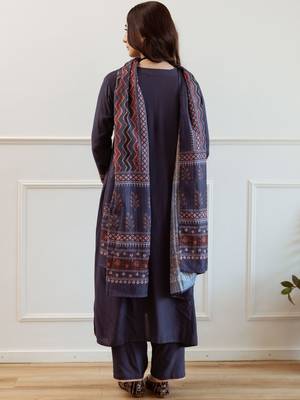 Women Ethnic Motifs Embroidered Panelled Thread Work Kurta with Trousers & With Dupatta 3