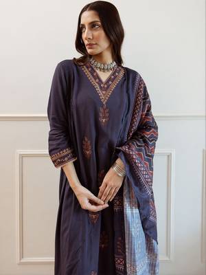 Women Ethnic Motifs Embroidered Panelled Thread Work Kurta with Trousers & With Dupatta 6