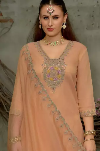 Women Floral Embroidered Sequinned Kurta With Trousers & Dupatta