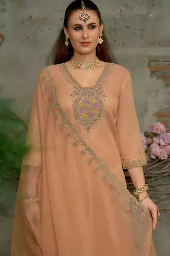 Women Floral Embroidered Sequinned Kurta With Trousers & Dupatta
