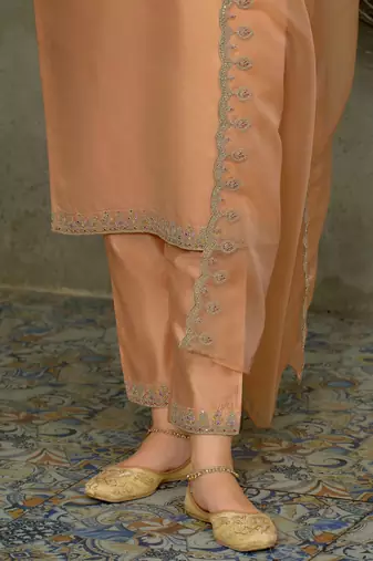 Women Floral Embroidered Sequinned Kurta With Trousers & Dupatta