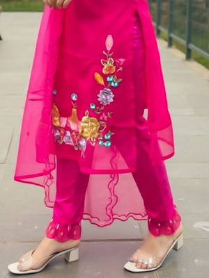 Ethnic Motifs Embroidered Round Neck Thread Work Kurta with Trousers & Dupatta 6