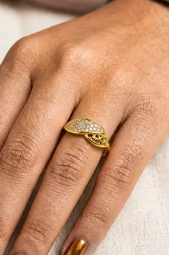 Gold cubic zirconia gold plated finger ring for women