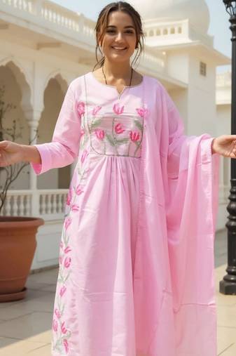 Floral Embroidered Thread Work Cotton A Line Kurta With Trousers & Dupatta