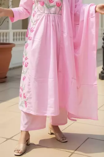 Floral Embroidered Thread Work Cotton A Line Kurta With Trousers & Dupatta