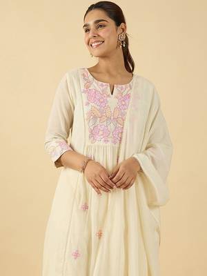Floral Embroidered Notch Neck Cotton A-Line Kurta & Trousers With Dupatta 3