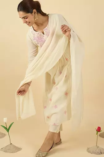 Floral Embroidered Notch Neck Cotton A-Line Kurta & Trousers With Dupatta