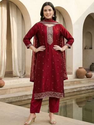 Women Ethnic Motifs Embroidered Thread Work Kurta with Trousers & With Dupatta 6