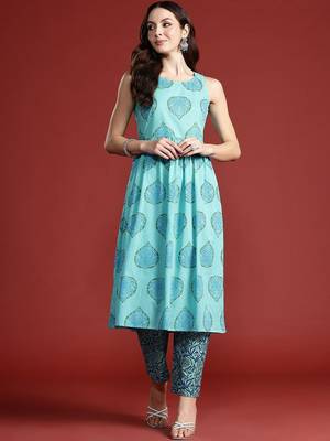 Floral Printed Cotton Kurta with Trousers 6