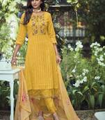 Women Floral Embroidered Thread Work Cotton Kurta with Trousers & With Dupatta