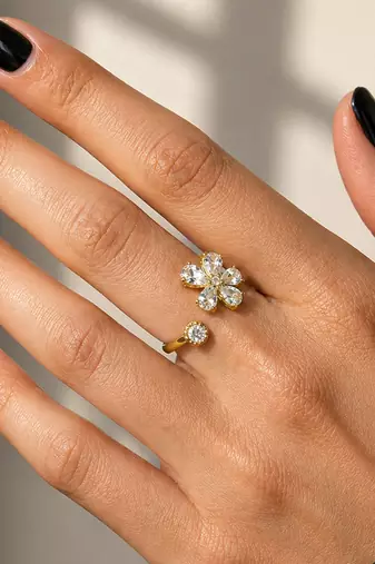 Gold cubic zirconia gold plated finger ring for women
