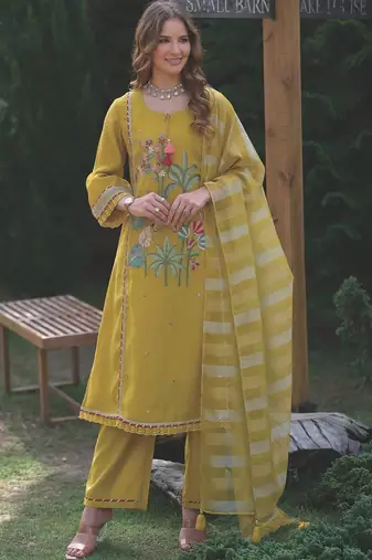 Women Ethnic Motifs Embroidered Sequinned Kurta with Trousers & With Dupatta