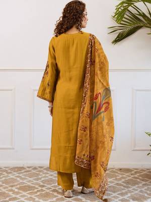 Women Ethnic Motifs Embroidered Thread Work Kurta with Trousers & With Dupatta 7