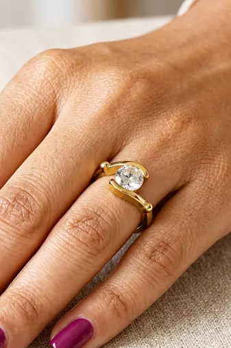 Gold cubic zirconia gold plated finger ring for women