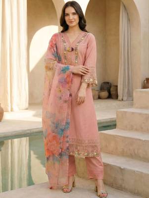 Women Floral Embroidered Thread Work Kurta with Trousers & With Dupatta 1