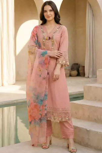 Women Floral Embroidered Thread Work Kurta with Trousers & With Dupatta
