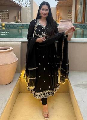 black vichitra silk blend  party wear embroidery anarkali suit set 4