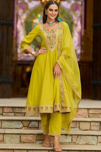 Ethnic Motifs Embroidered Thread Work A-Line Kurta with Trousers & With Dupatta