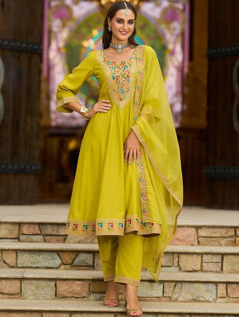 Ethnic Motifs Embroidered Thread Work A-Line Kurta with Trousers & With Dupatta