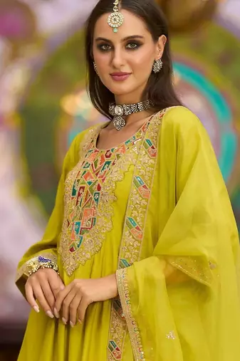 Ethnic Motifs Embroidered Thread Work A-Line Kurta with Trousers & With Dupatta