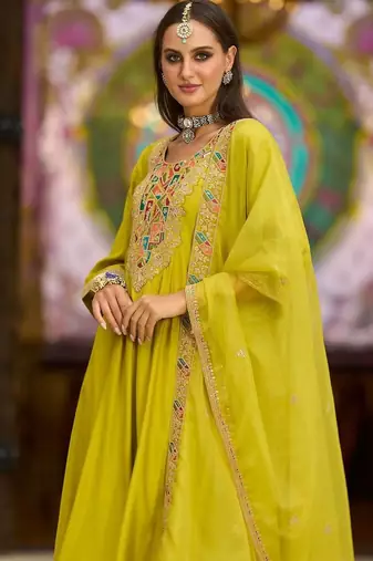 Ethnic Motifs Embroidered Thread Work A-Line Kurta with Trousers & With Dupatta