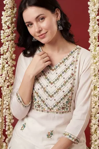 Women Ethnic Motifs Embroidered Thread Work Cotton Kurta with Trousers & With Dupatta